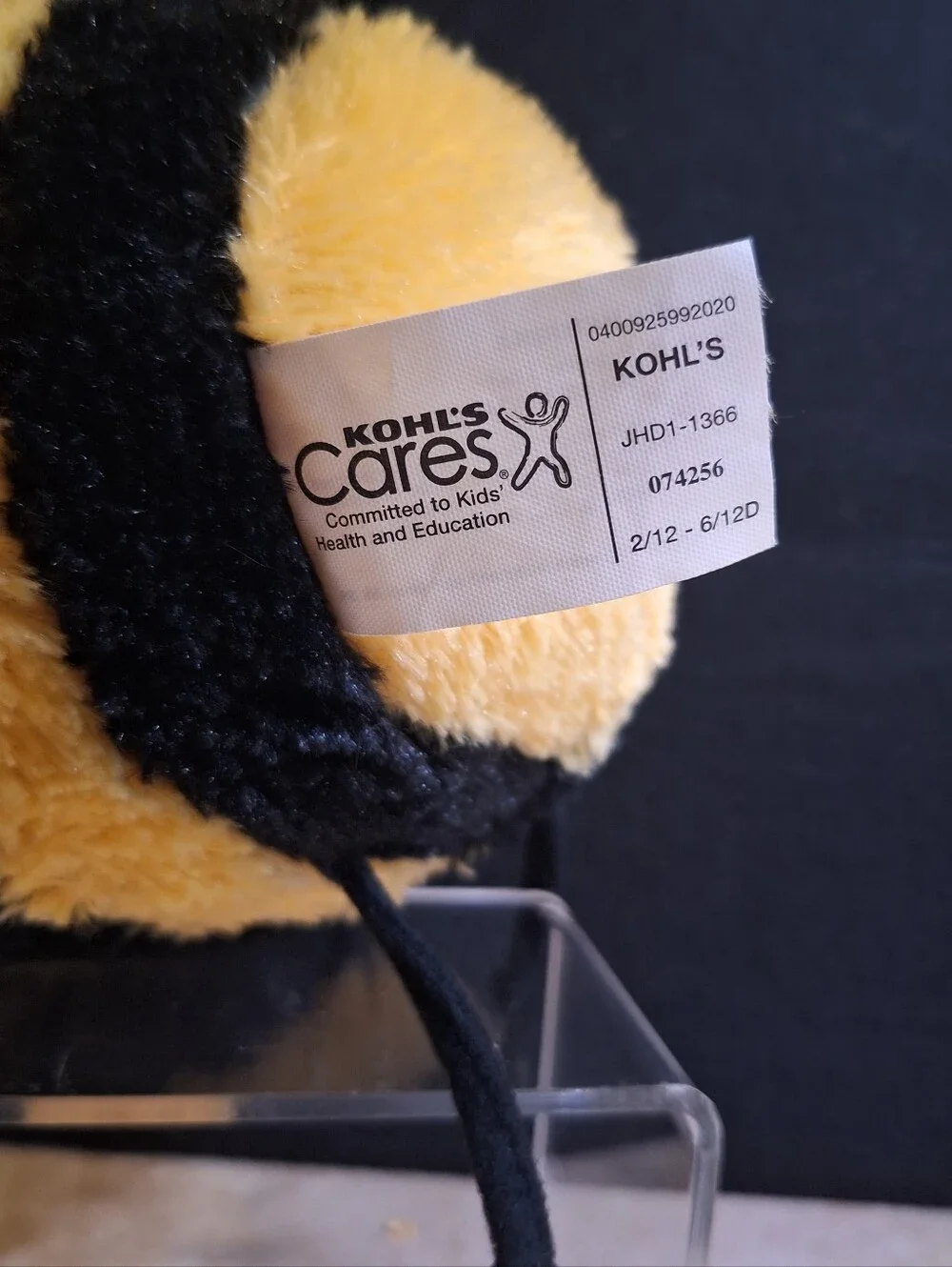 Skippyjon Jones Jusy Schachner Paperback Kohl's Cares Buzzito Bandit Plush 9